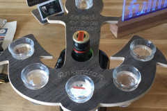 Ankerdram-brett: kr. 390,-